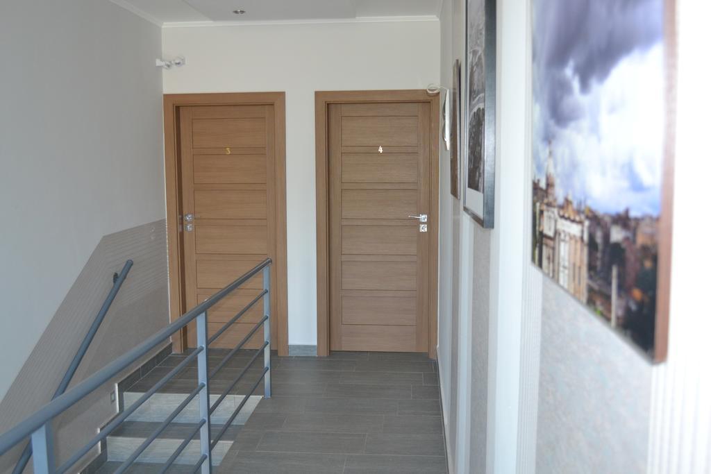 Vaci Vendeghaz Hotel Nyíregyháza Buitenkant foto