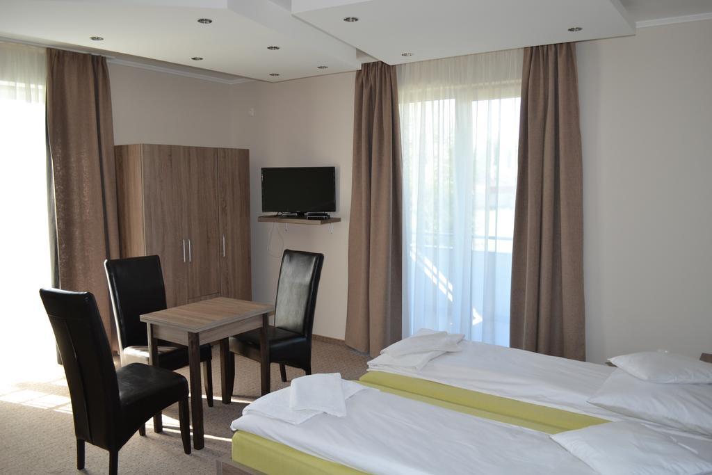 Vaci Vendeghaz Hotel Nyíregyháza Buitenkant foto
