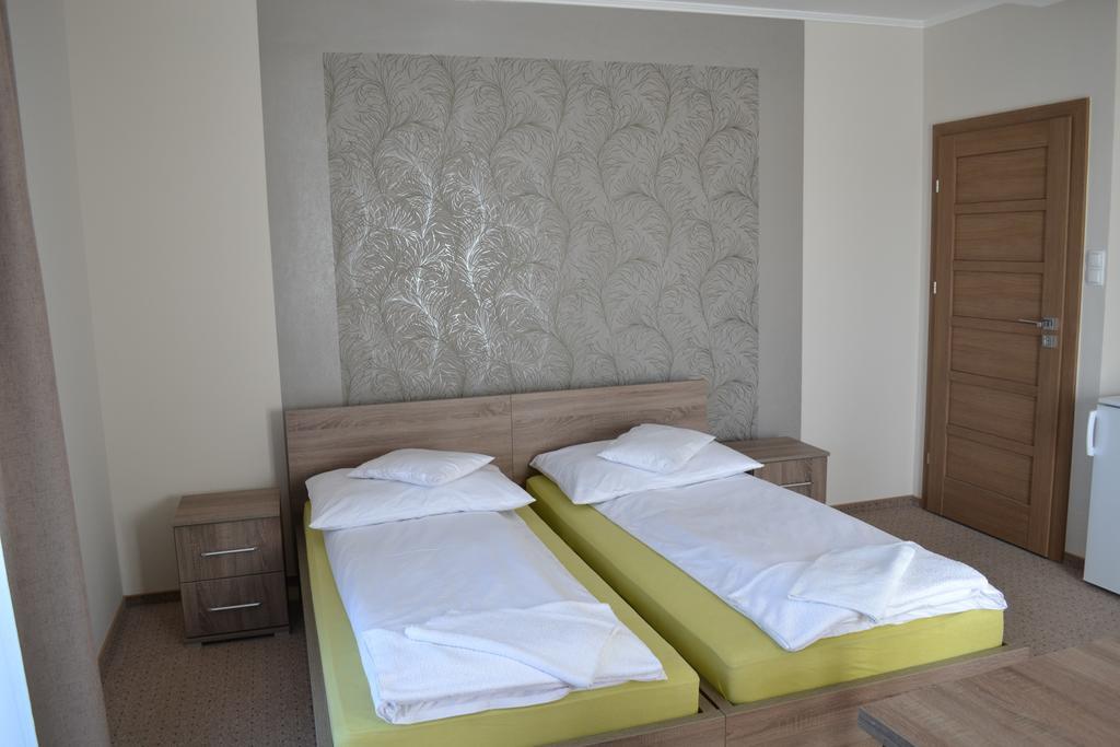 Vaci Vendeghaz Hotel Nyíregyháza Buitenkant foto