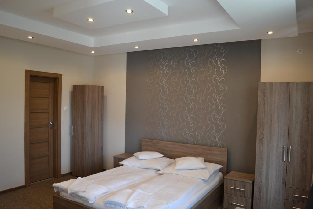 Vaci Vendeghaz Hotel Nyíregyháza Buitenkant foto