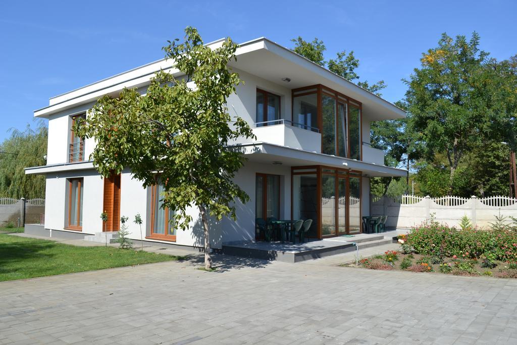 Vaci Vendeghaz Hotel Nyíregyháza Buitenkant foto