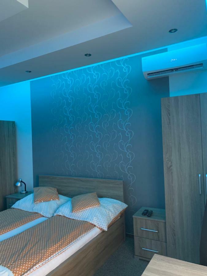 Vaci Vendeghaz Hotel Nyíregyháza Buitenkant foto