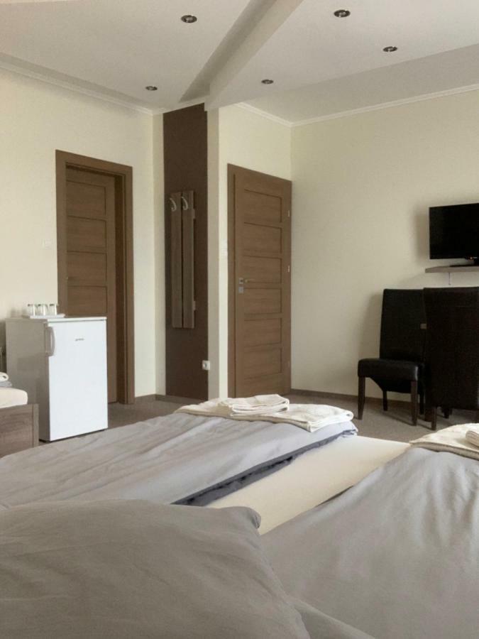 Vaci Vendeghaz Hotel Nyíregyháza Buitenkant foto