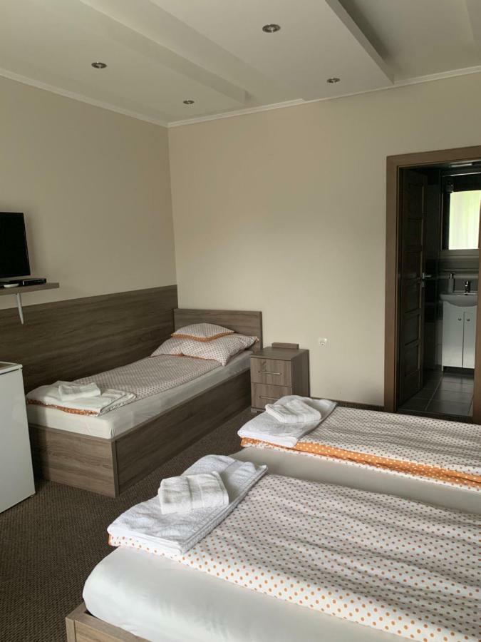 Vaci Vendeghaz Hotel Nyíregyháza Buitenkant foto