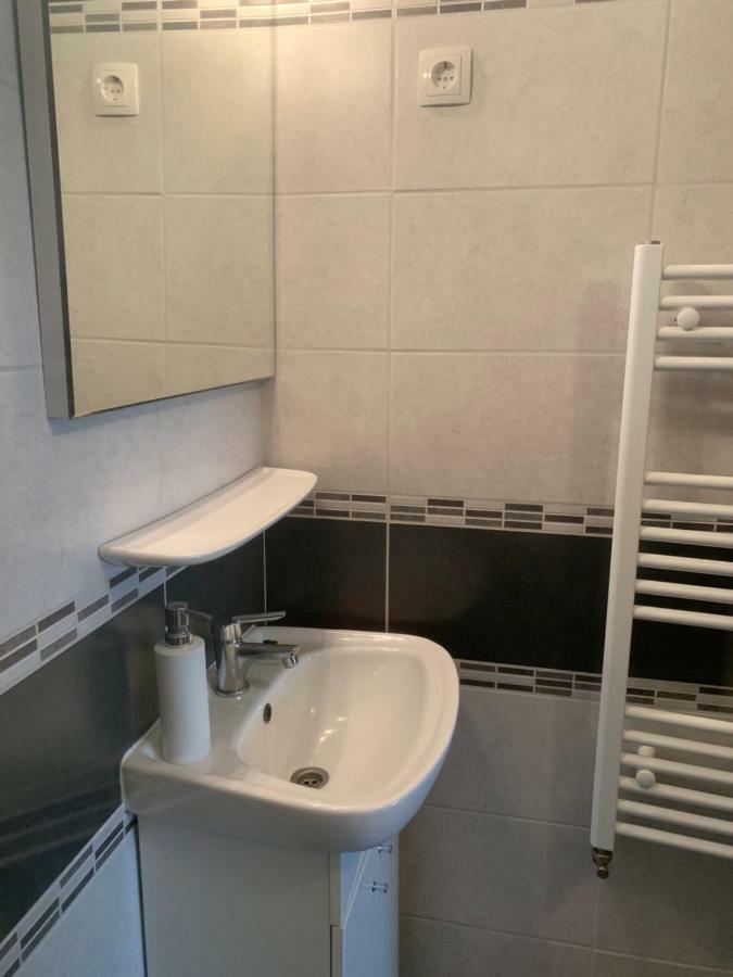 Vaci Vendeghaz Hotel Nyíregyháza Buitenkant foto